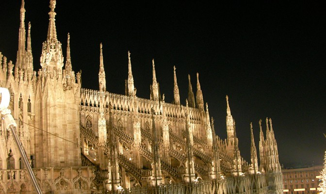 Milano di notte