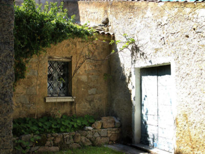 Cortile del Museo Deleddiano